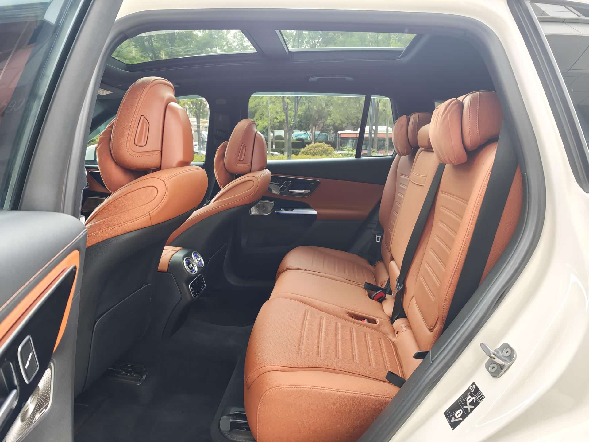 Mercedes-Benz GLC, 2023 23