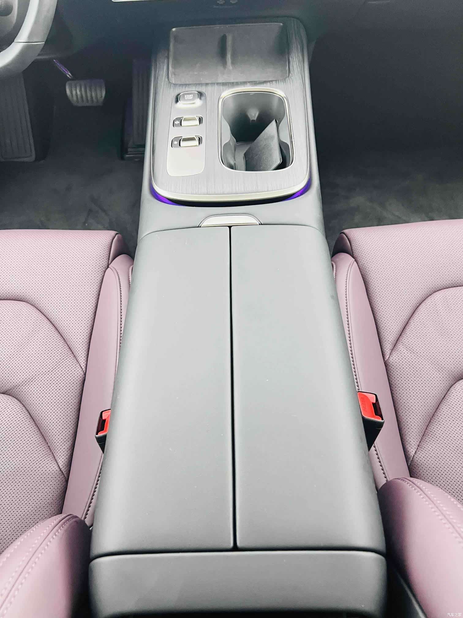 Xiaomi SU7, 2025 11