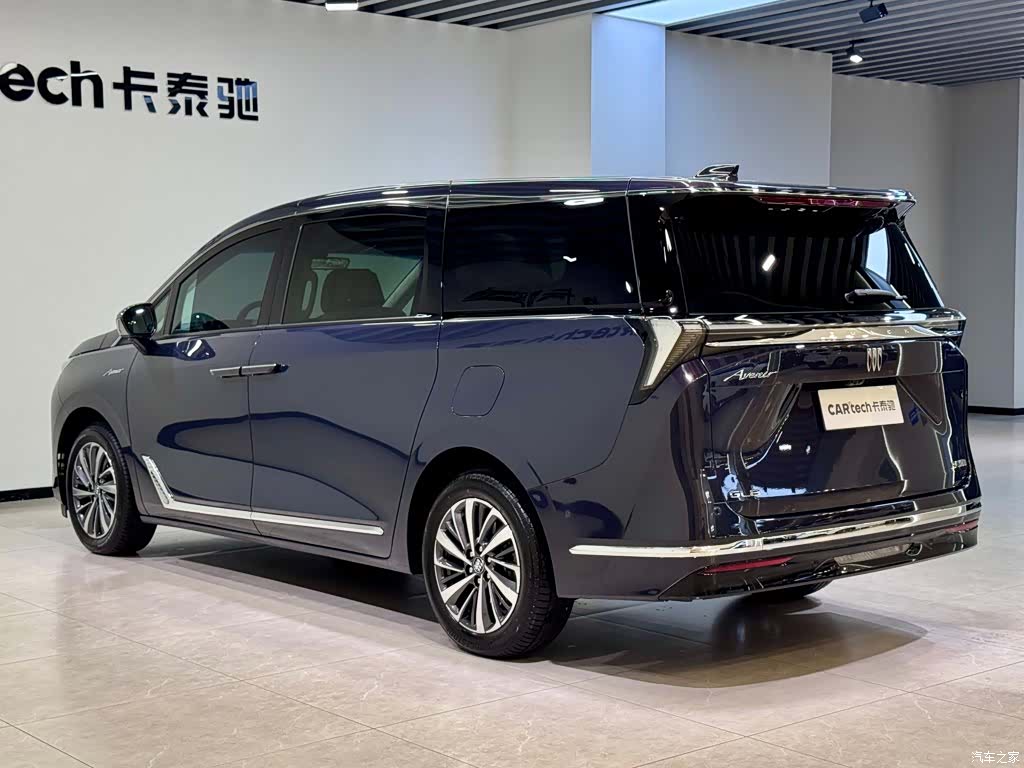Buick GL8, 2025 все фото