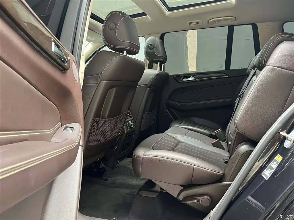 Mercedes-Benz GLS, 2018 10