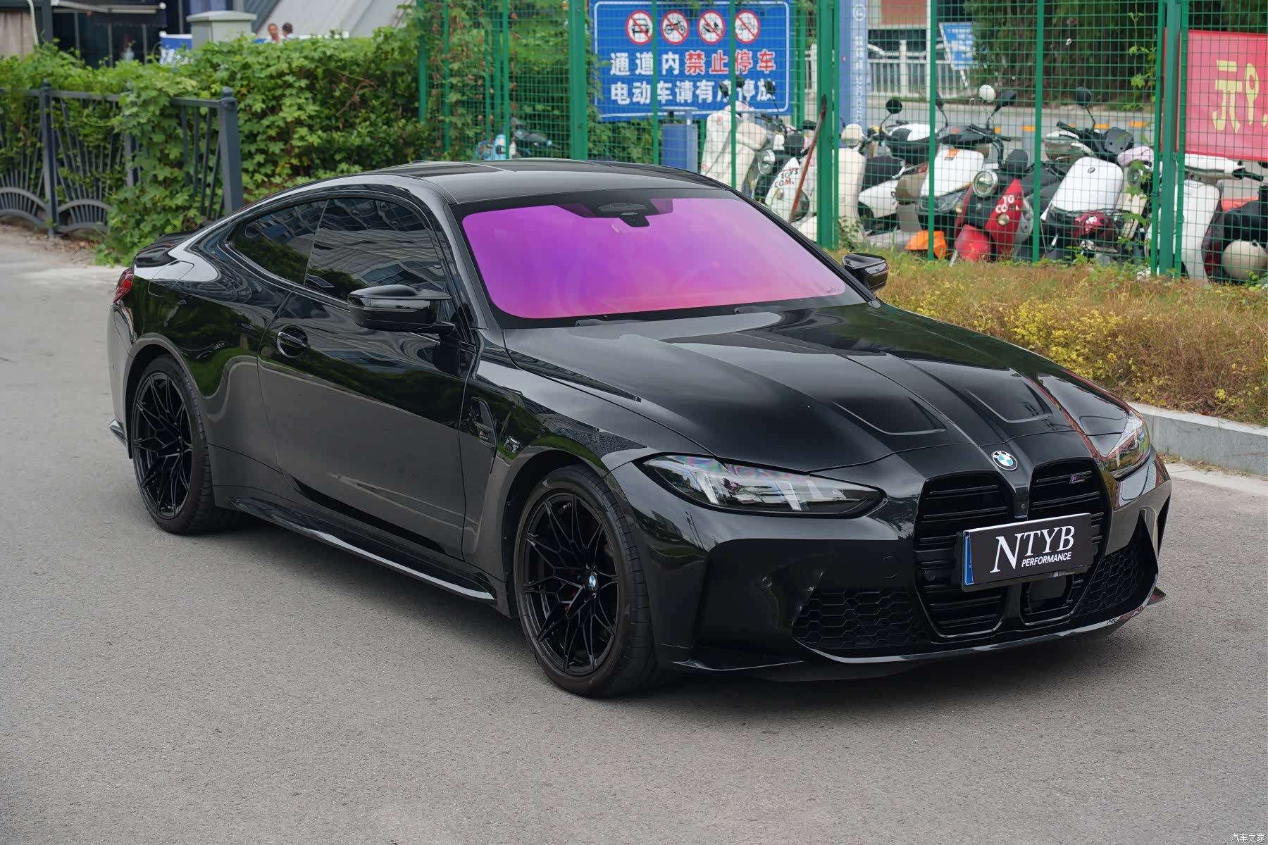 BMW M4, 2025 3