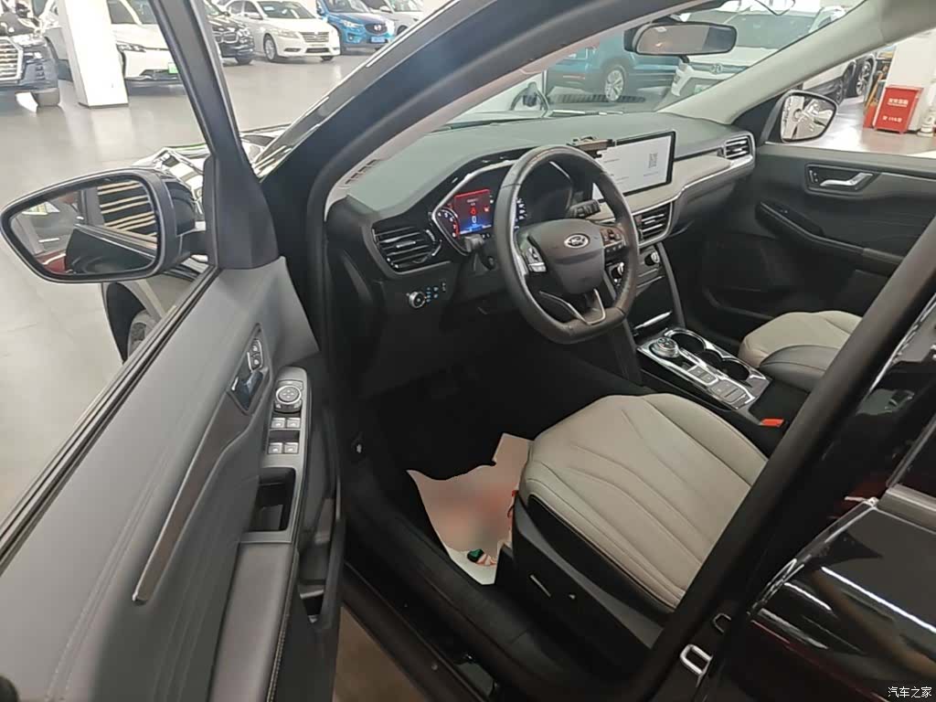 Ford Escape, 2022 16