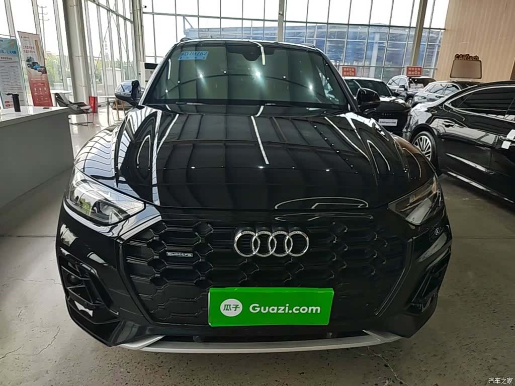 Audi Q5L, 2024 3