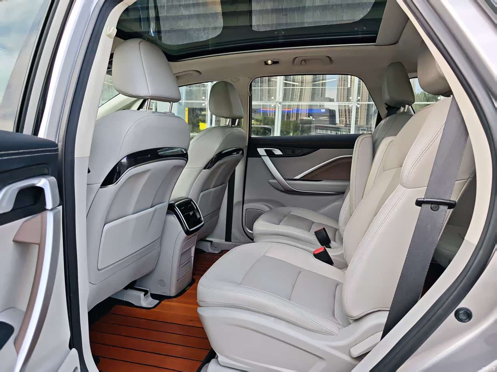 Geely Jiaji, 2021 15