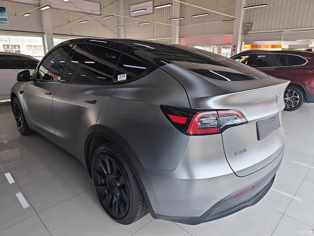 Tesla Model Y, 2021 все фото