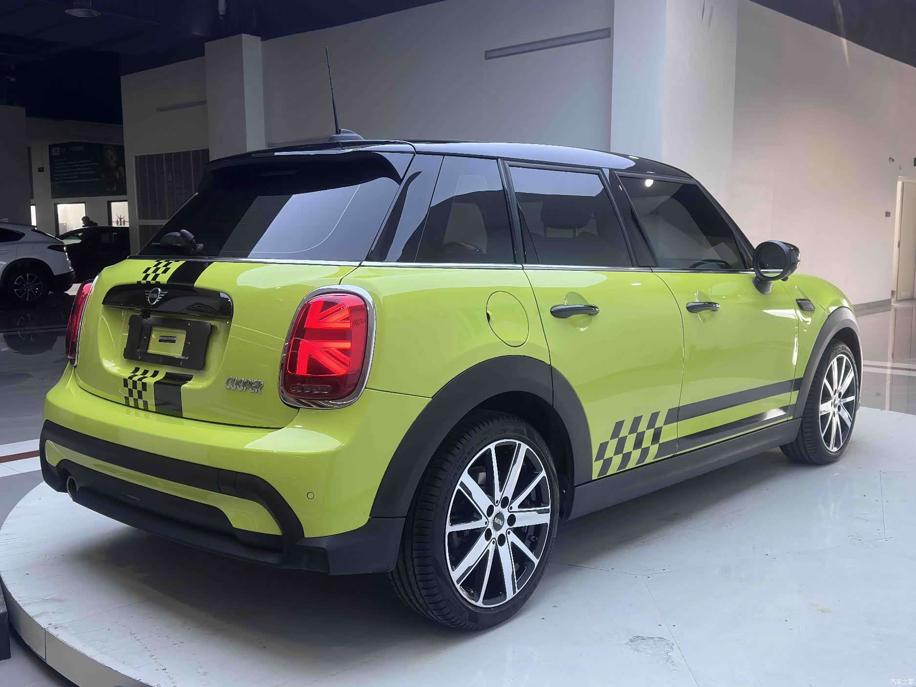 Mini Cooper, 2023 7