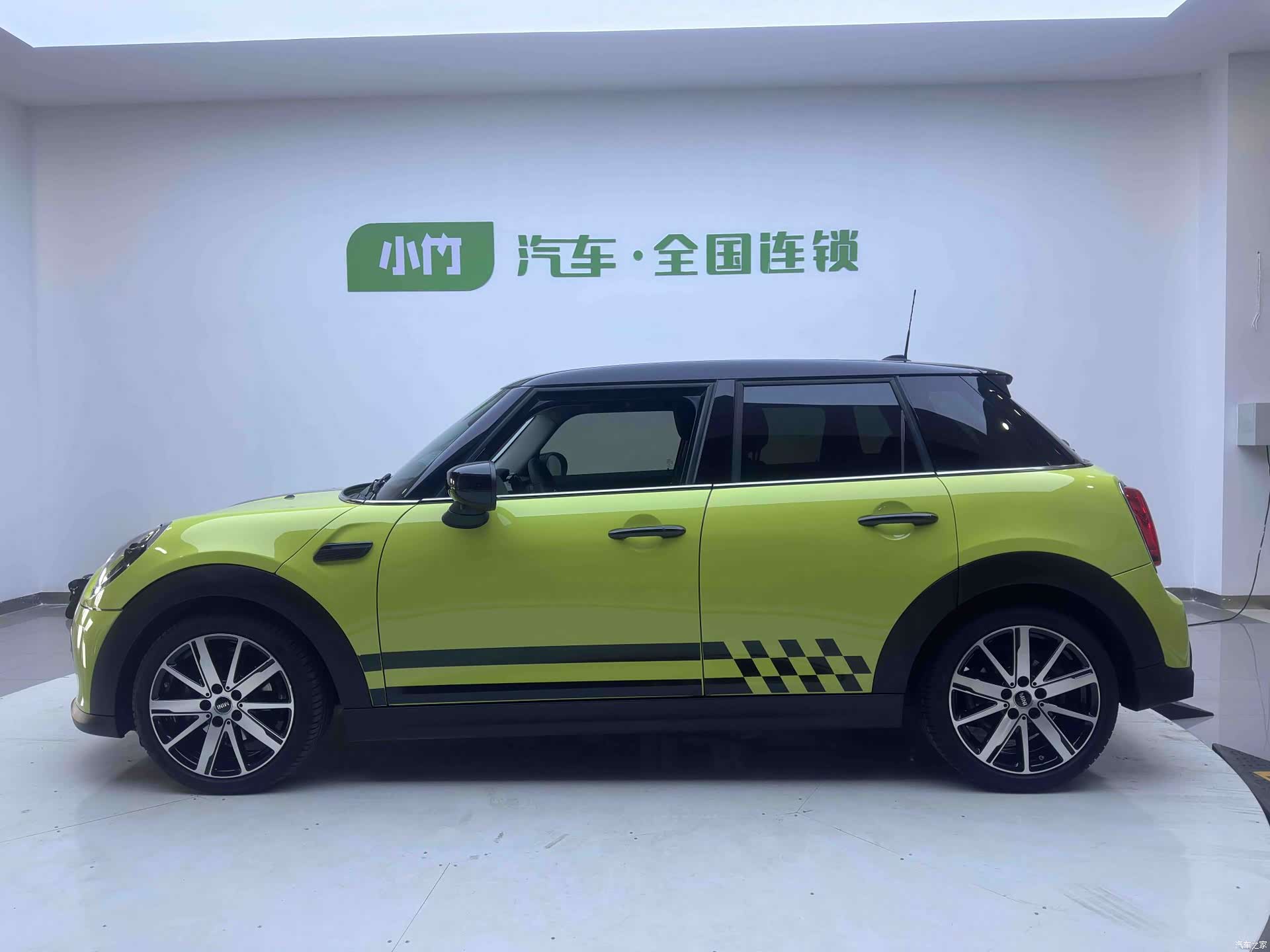 Mini Cooper, 2023 12