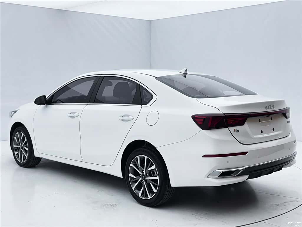 Kia K3, 2023 4