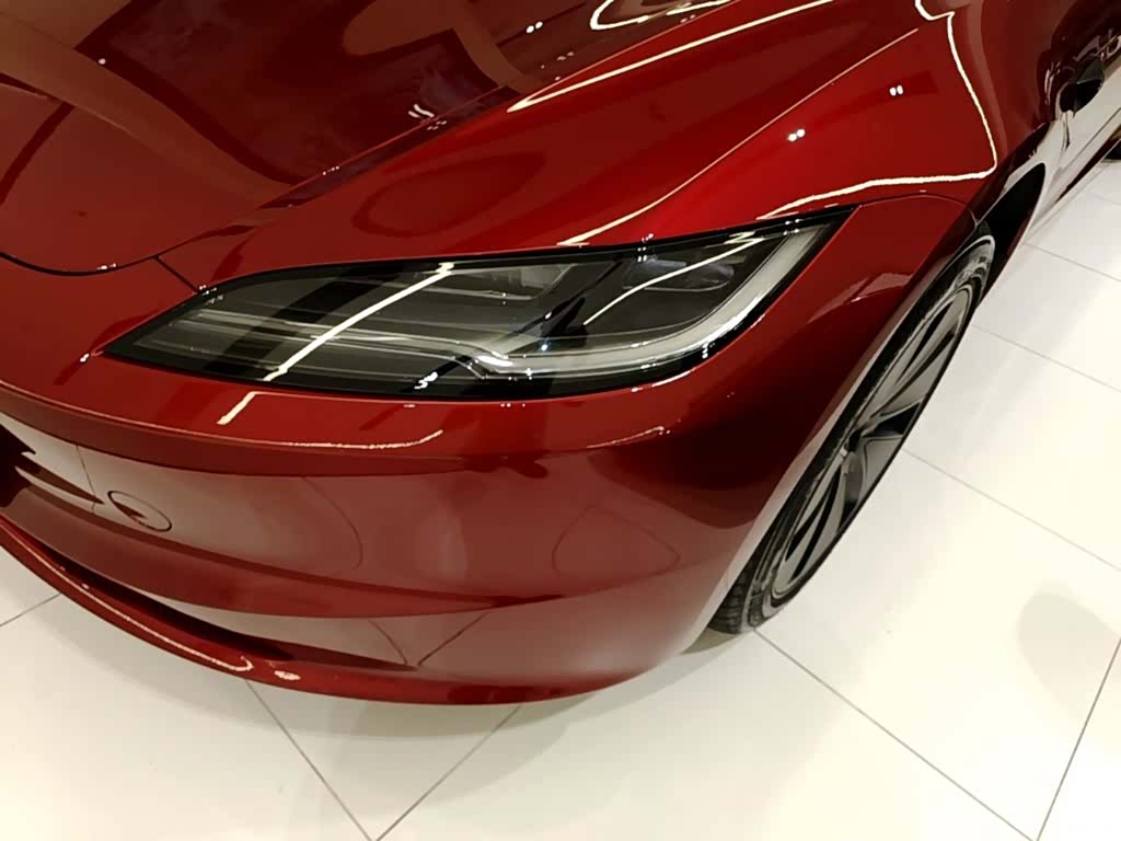 Tesla Model 3, 2026 24