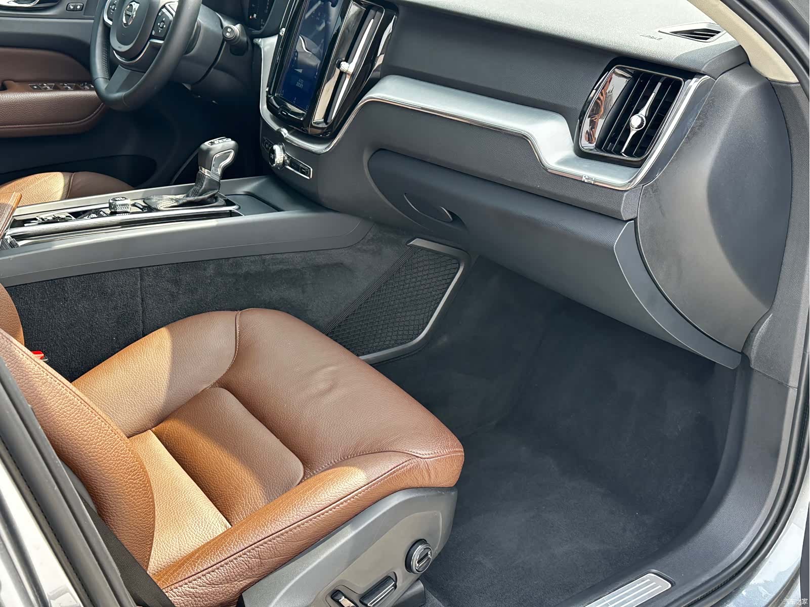 Volvo XC60, 2018 18