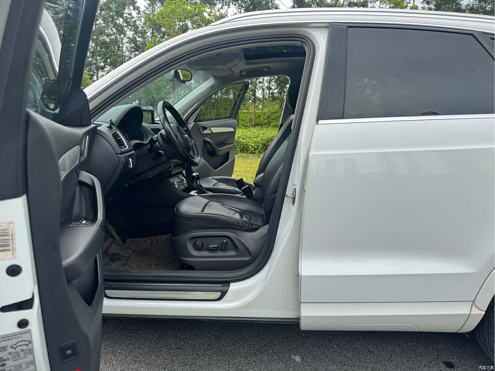 Audi Q3, 2014 11