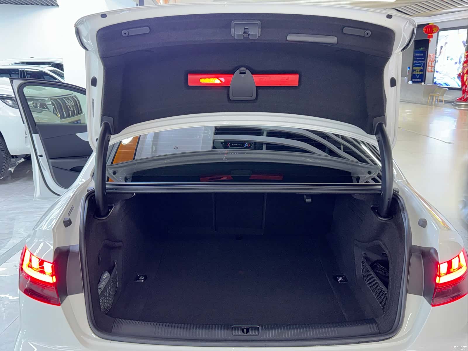 Audi A4L, 2023 31