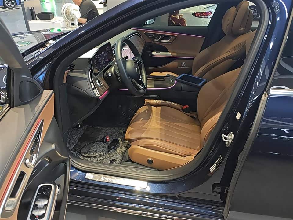Mercedes-Benz E-class Mercedes-Benz E-class