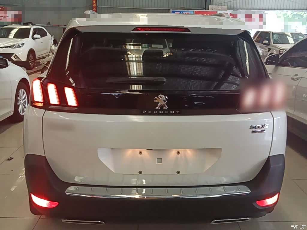 Peugeot 5008, 2018 6