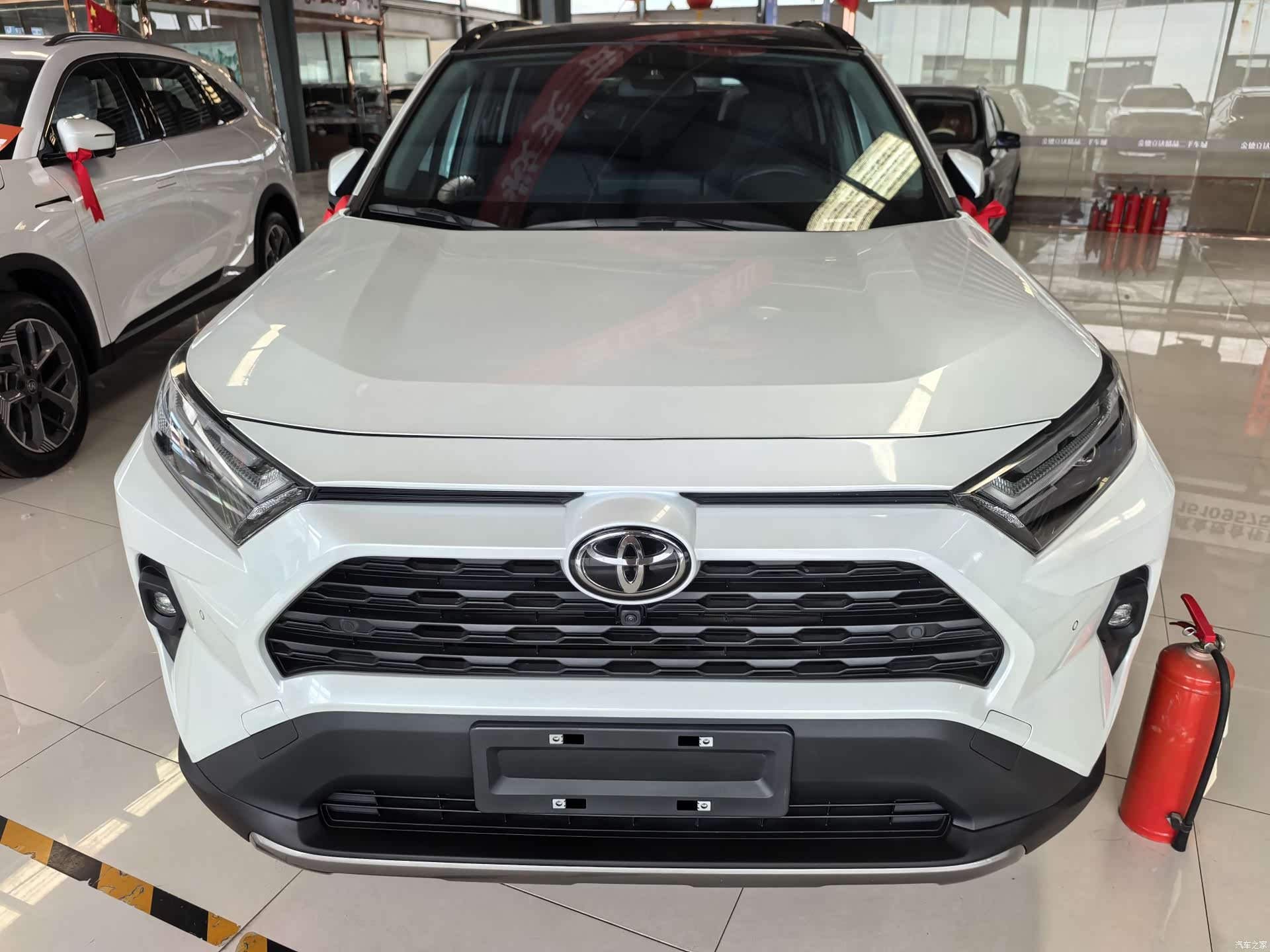 Toyota RAV4, 2023 2