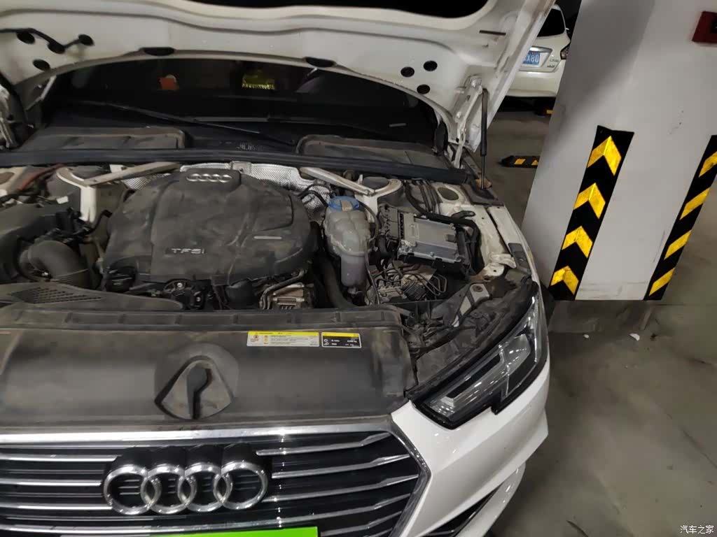 Audi A4L, 2019 22