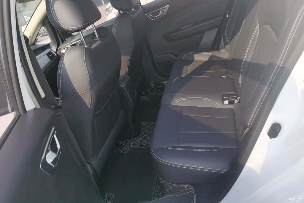Geely X3, 2020 11