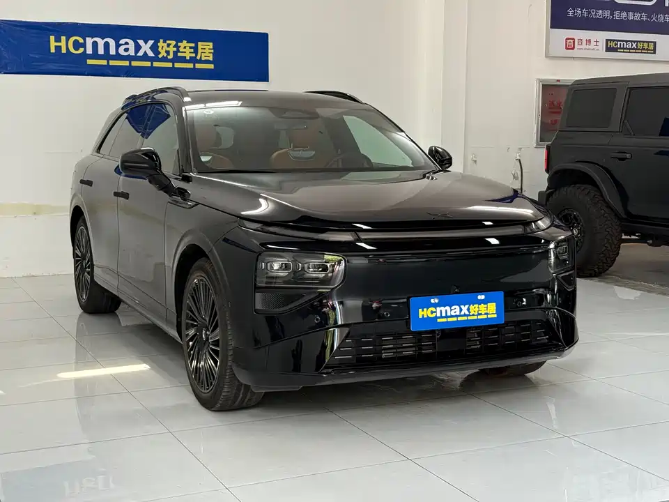 XPENG G9 XPENG G9