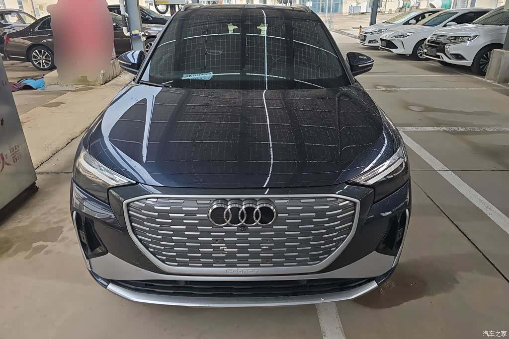 Audi Q4 e-tron, 2023 2