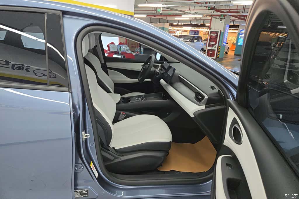 BYD Seal, 2025 8