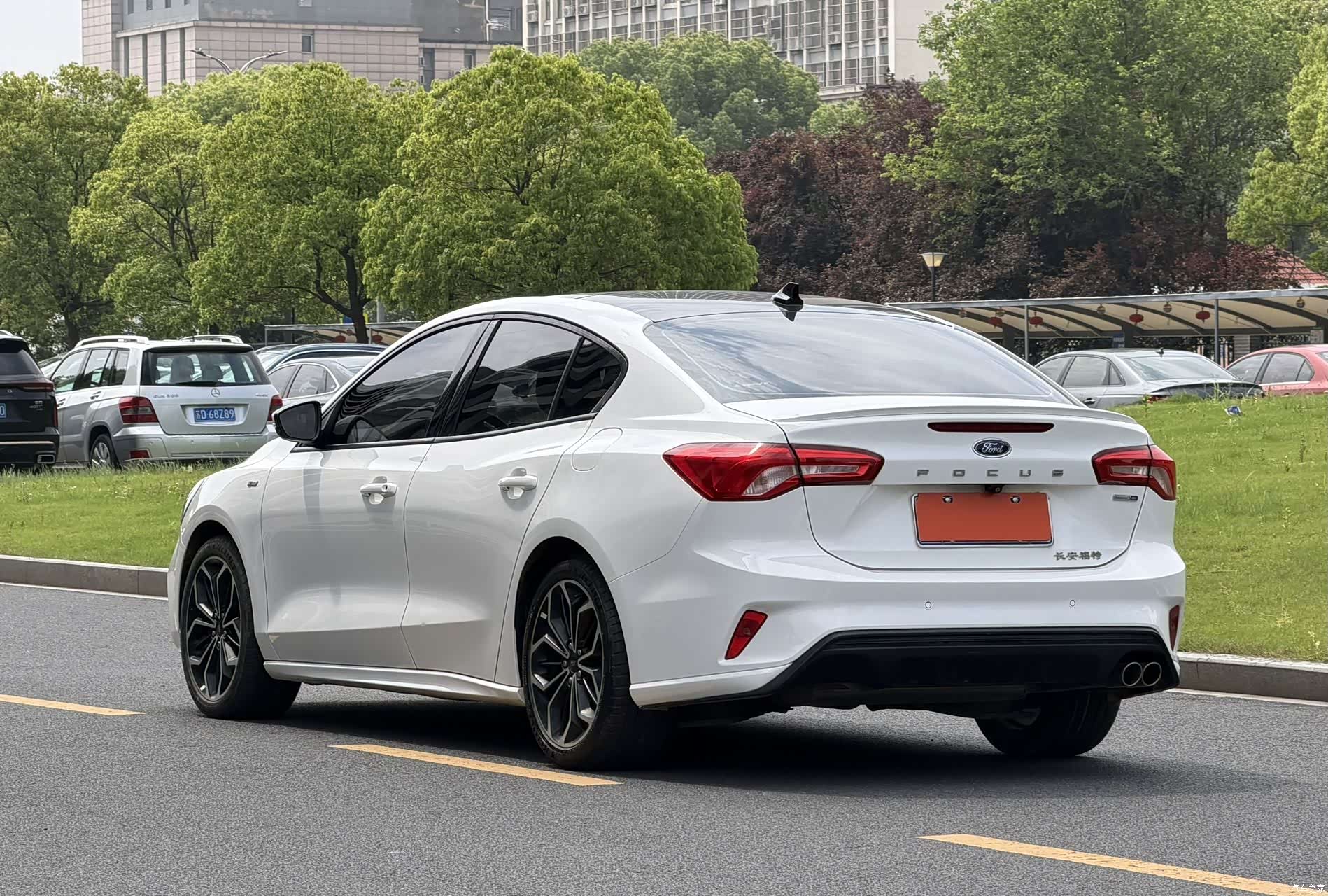Ford Focus, 2021 все фото