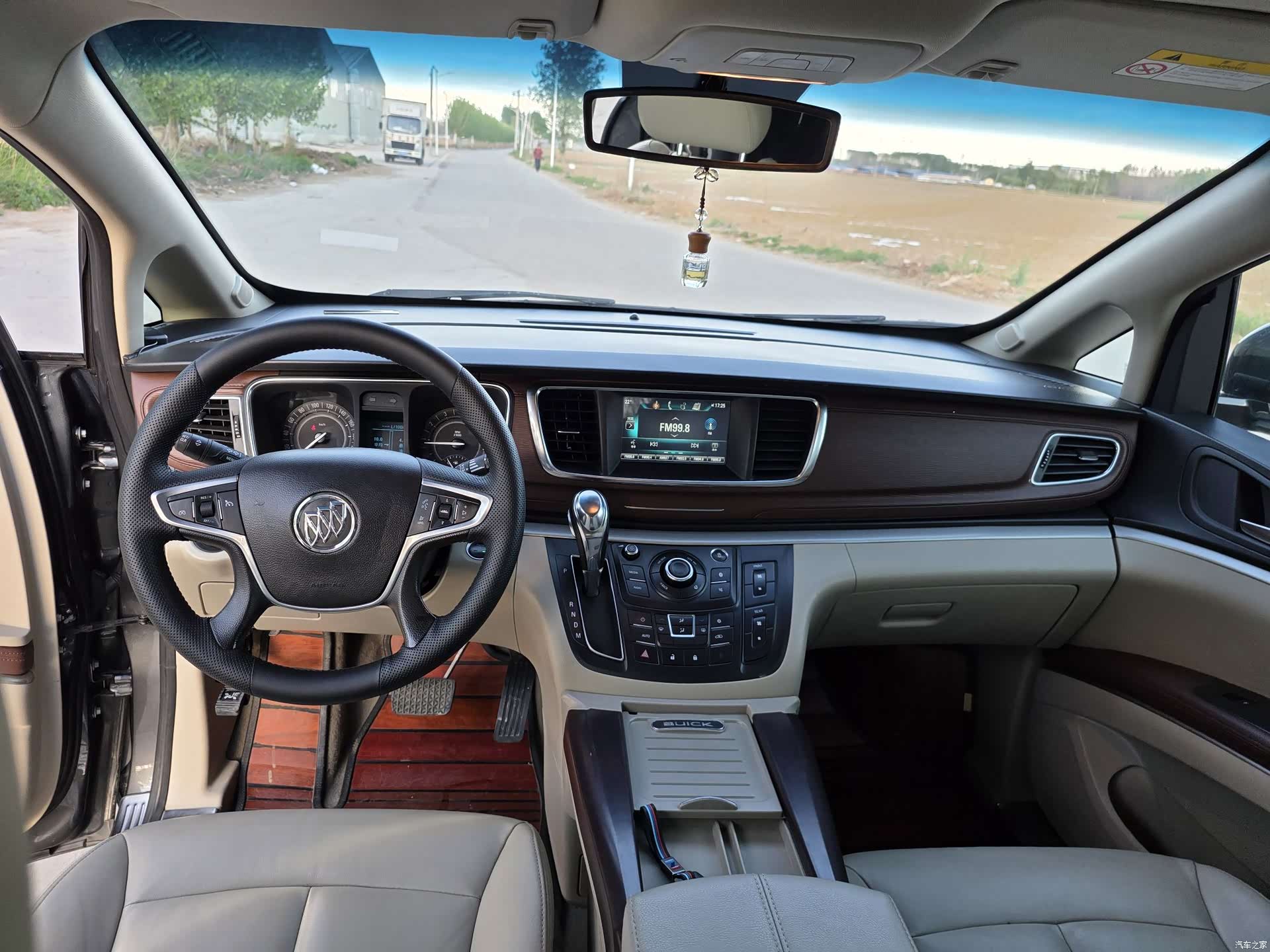 Buick GL8, 2019 14