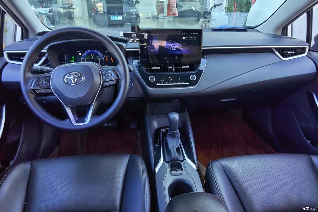 Toyota Corolla, 2024 12