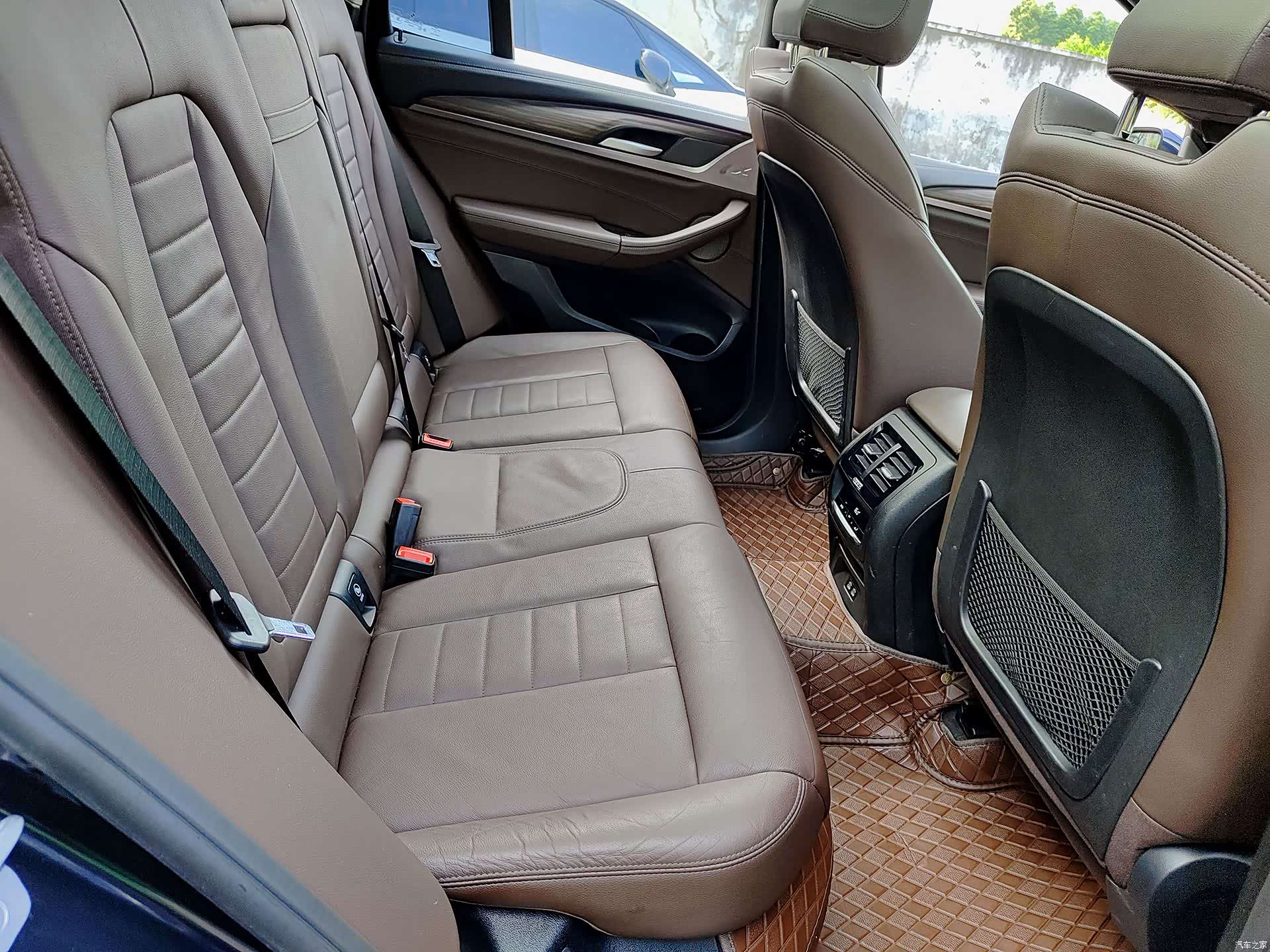 BMW X3, 2021 9
