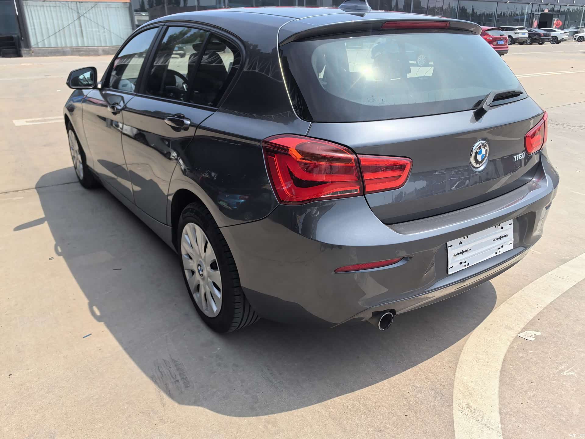BMW 1 Series, 2017 все фото