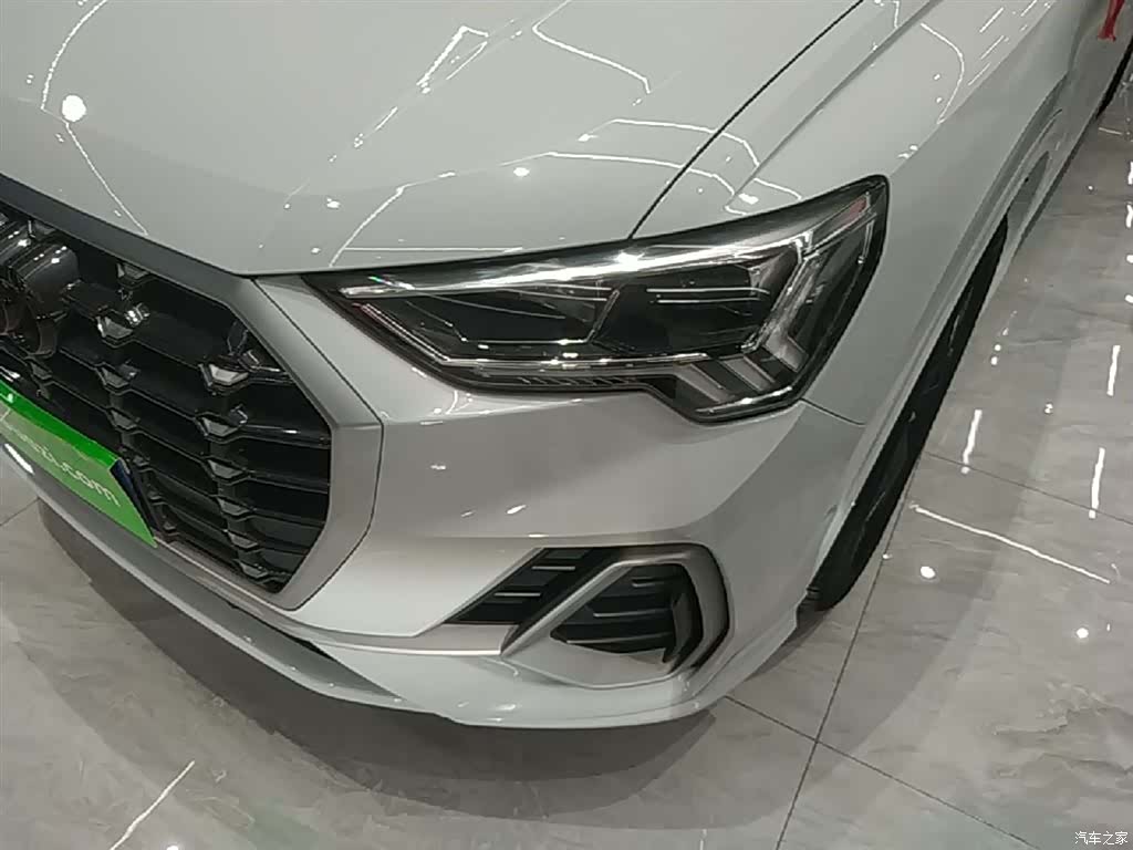 Audi Q3, 2023 24