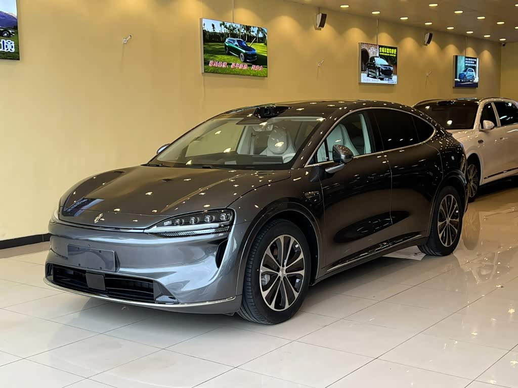 Luxeed R7