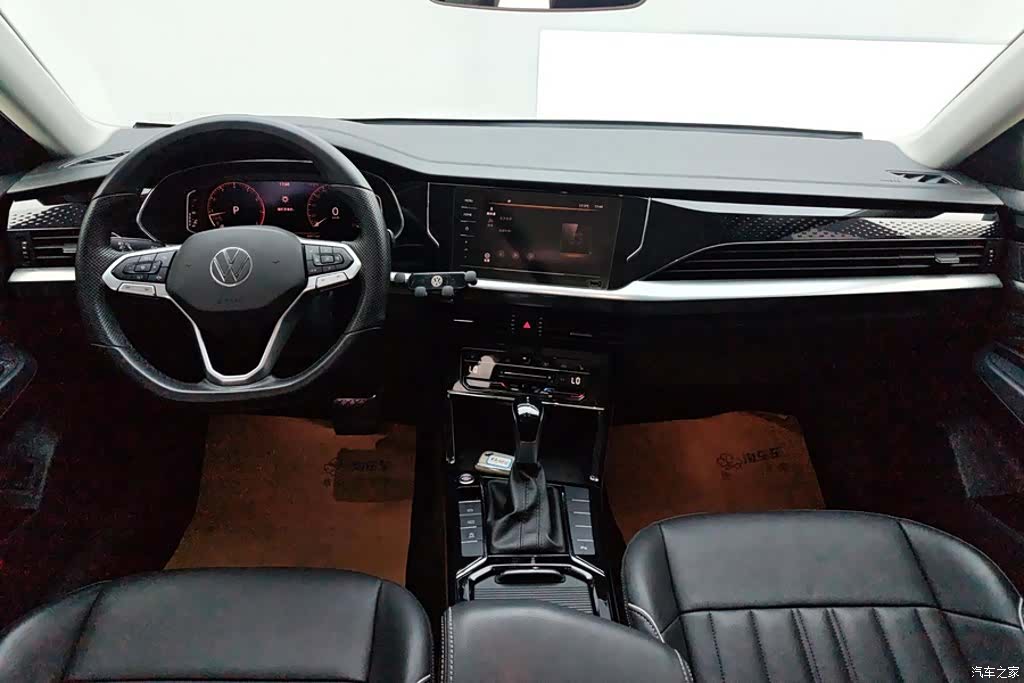 Volkswagen Passat, 2022 12