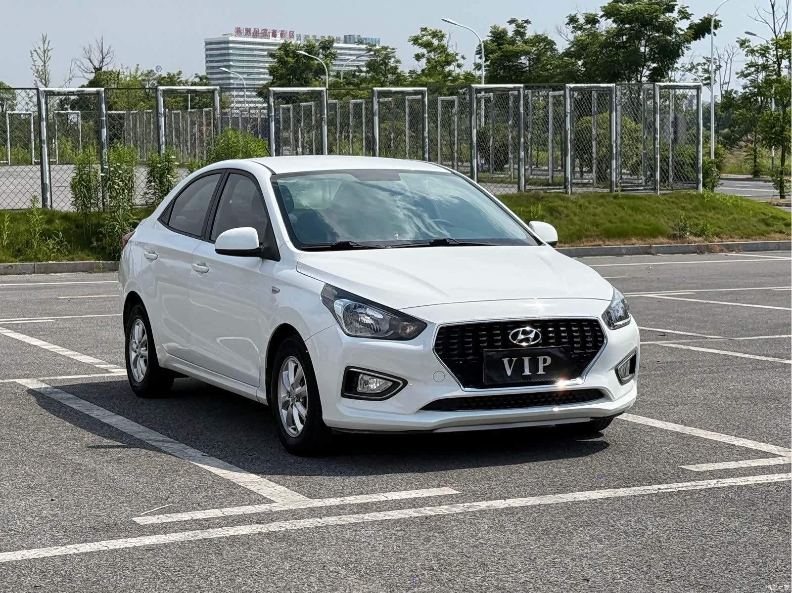 Hyundai V, 2017 3