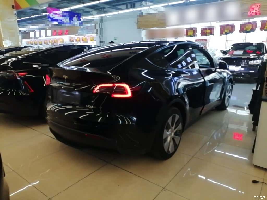 Tesla Model Y, 2022 7