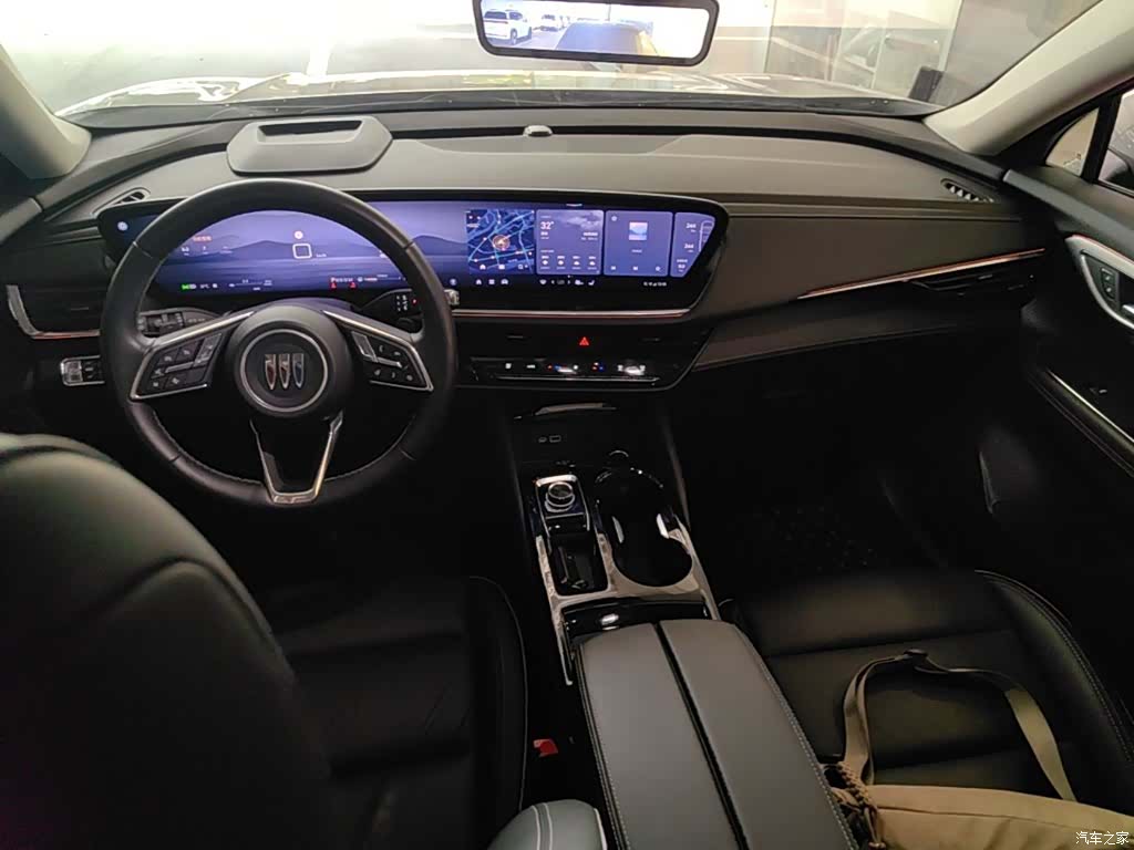 Buick Envision Plus, 2024 3