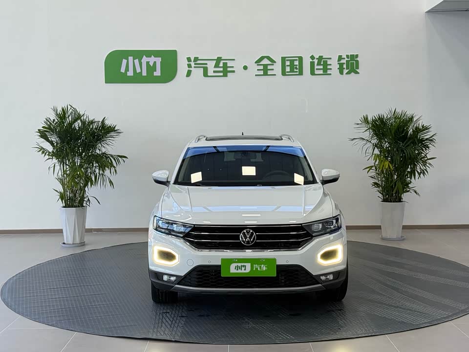 Volkswagen T-ROC exploring Songs