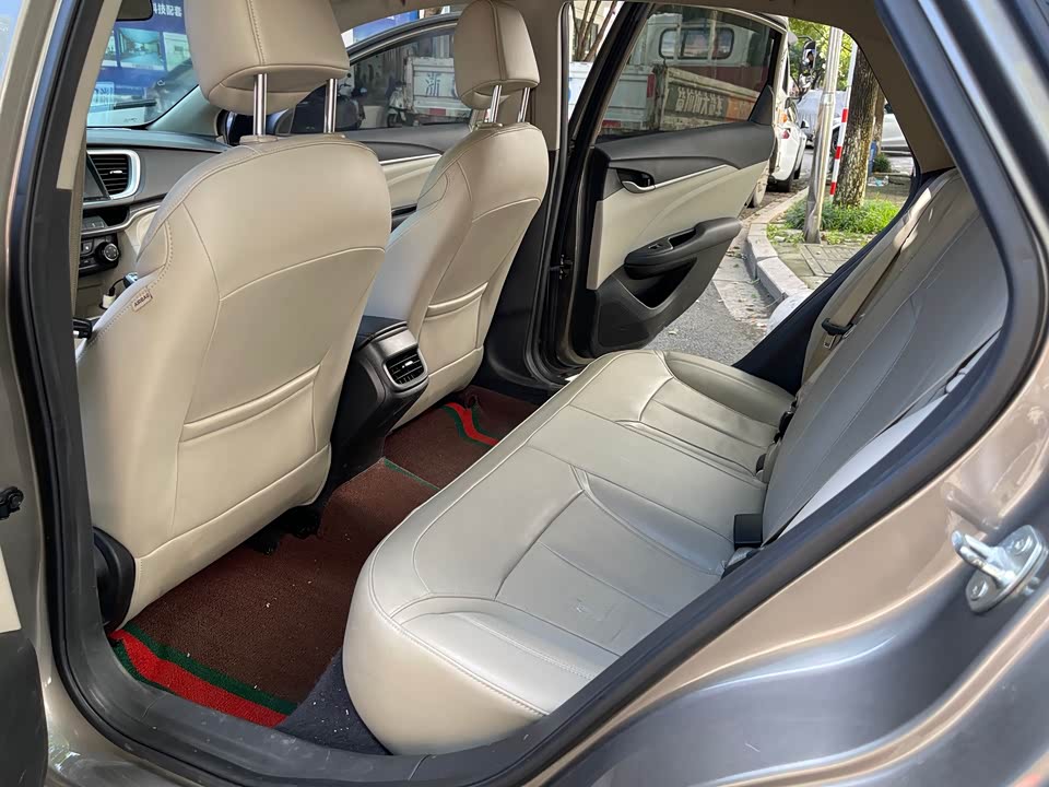 Buick Yinglang