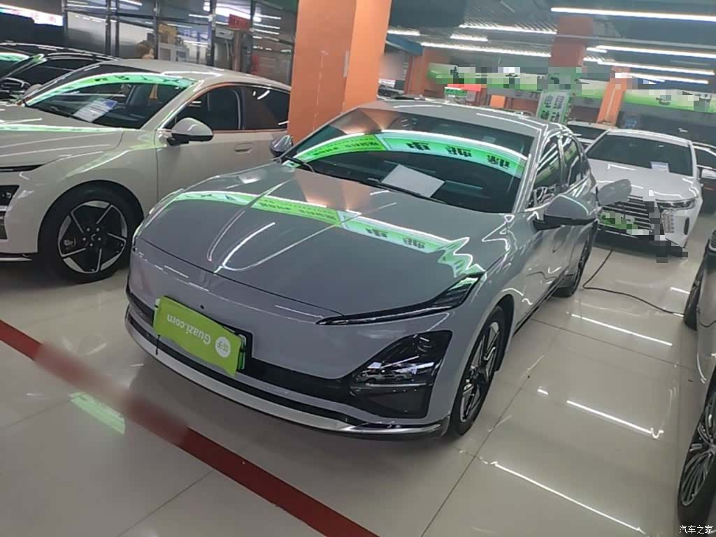 Wuling Starlight, 2024 1