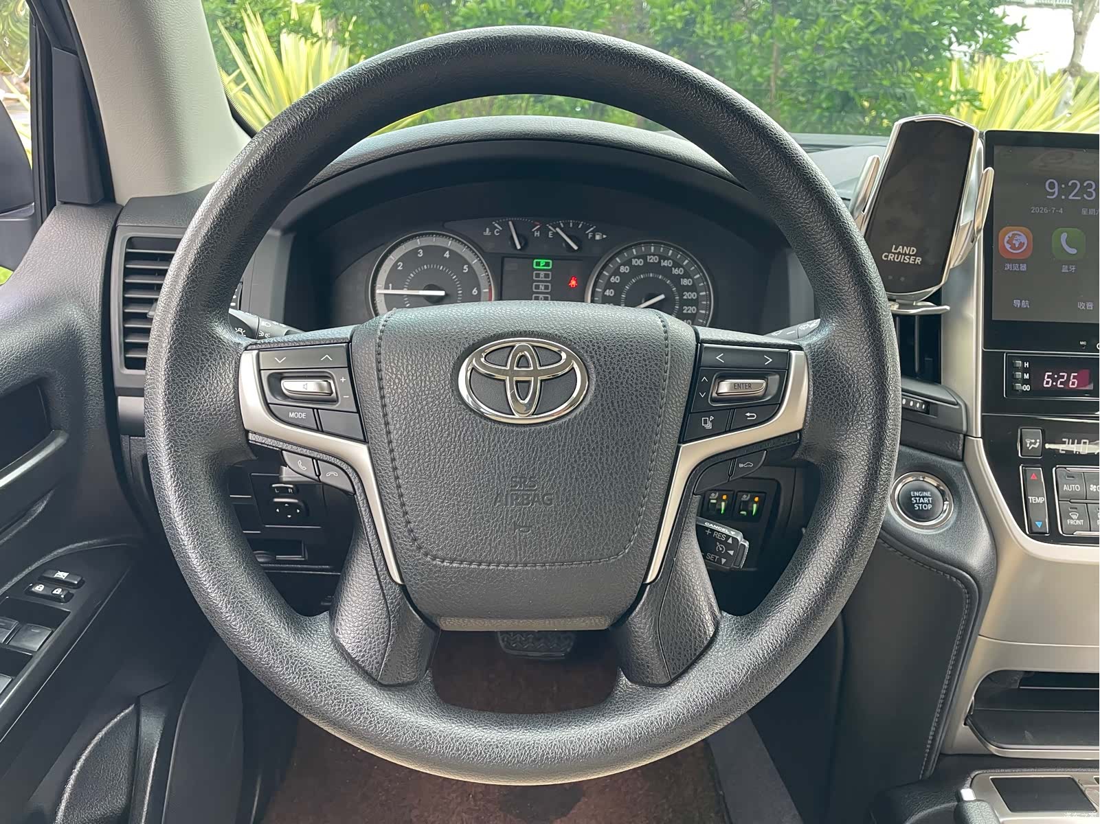 Toyota Land Cruiser, 2016 13