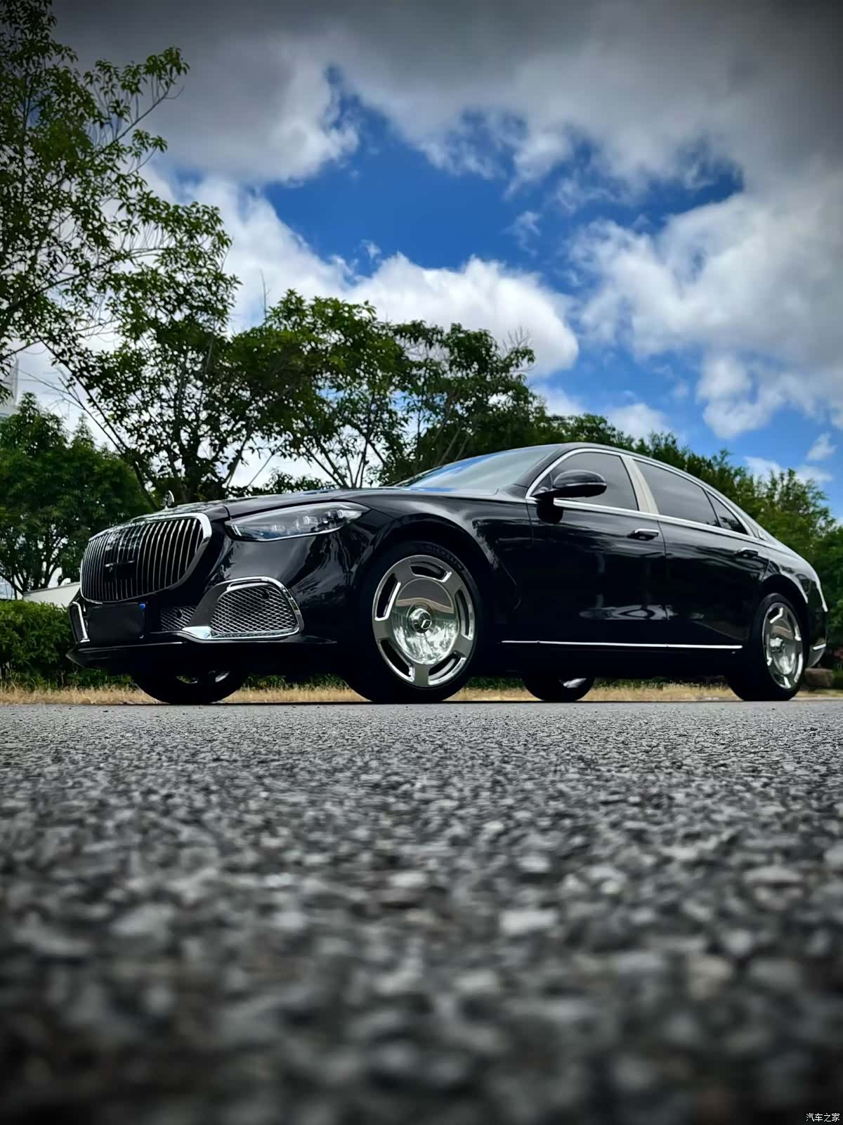 Mercedes-Benz S-Class, 2024 9