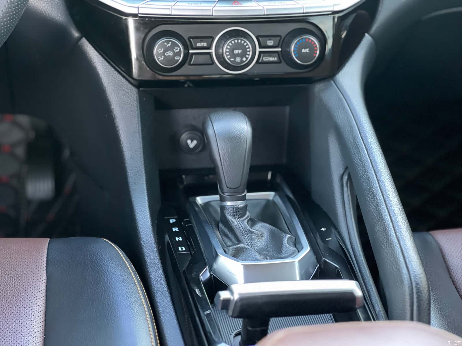 JMC S350, 2016 24