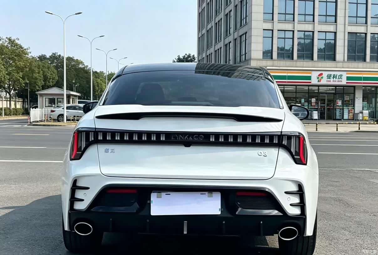Lynk & Co 02, 2023 все фото