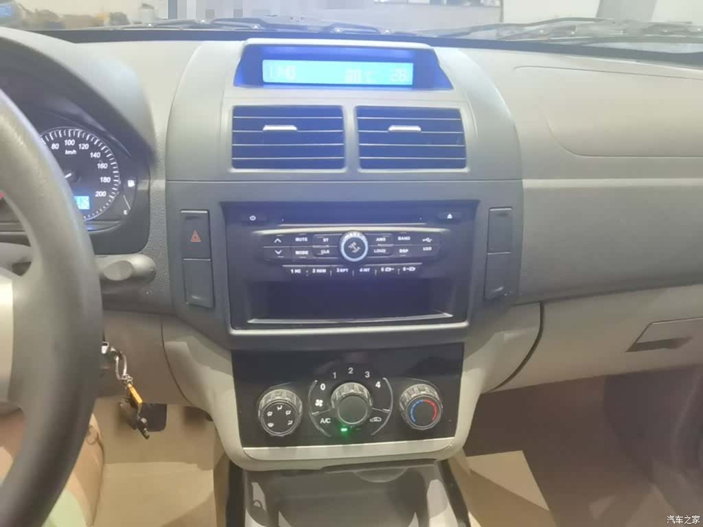 BAIC M20, 2016 13