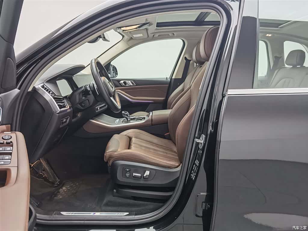 BMW X5, 2021 10