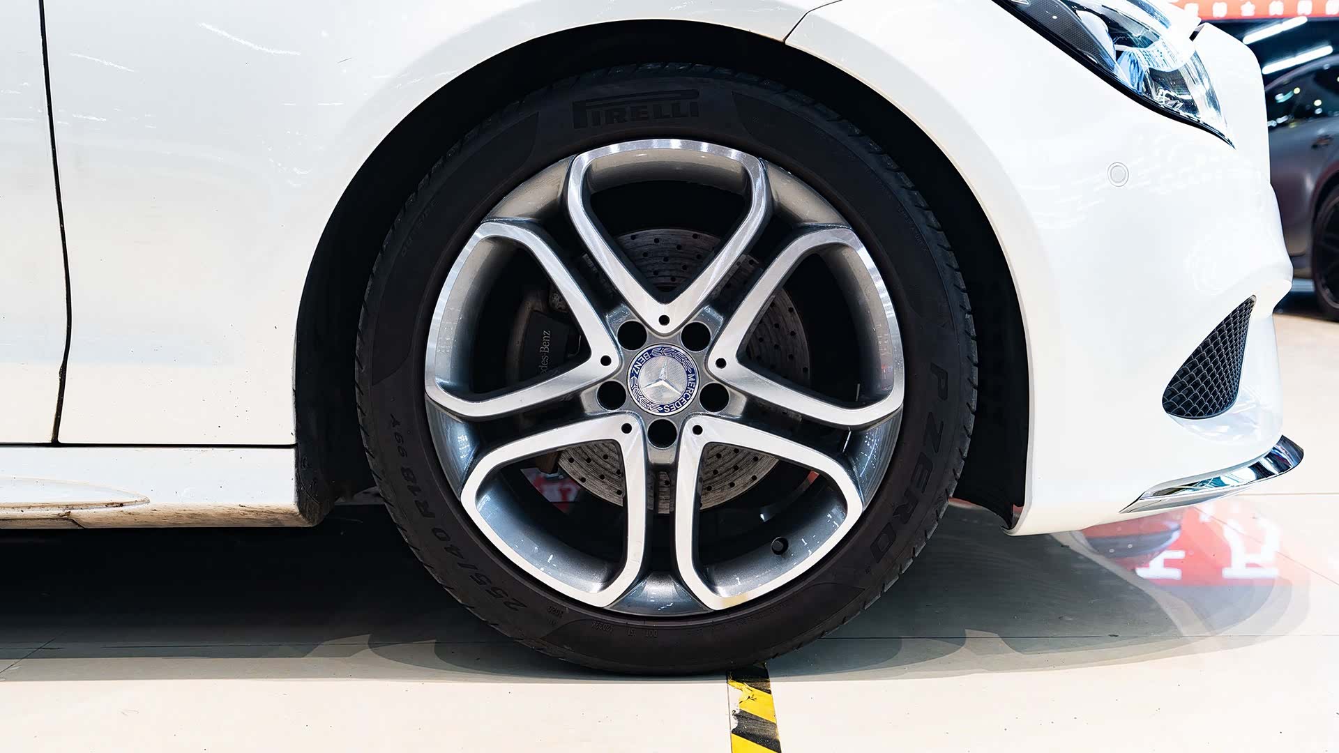 Mercedes-Benz CLS, 2017 16