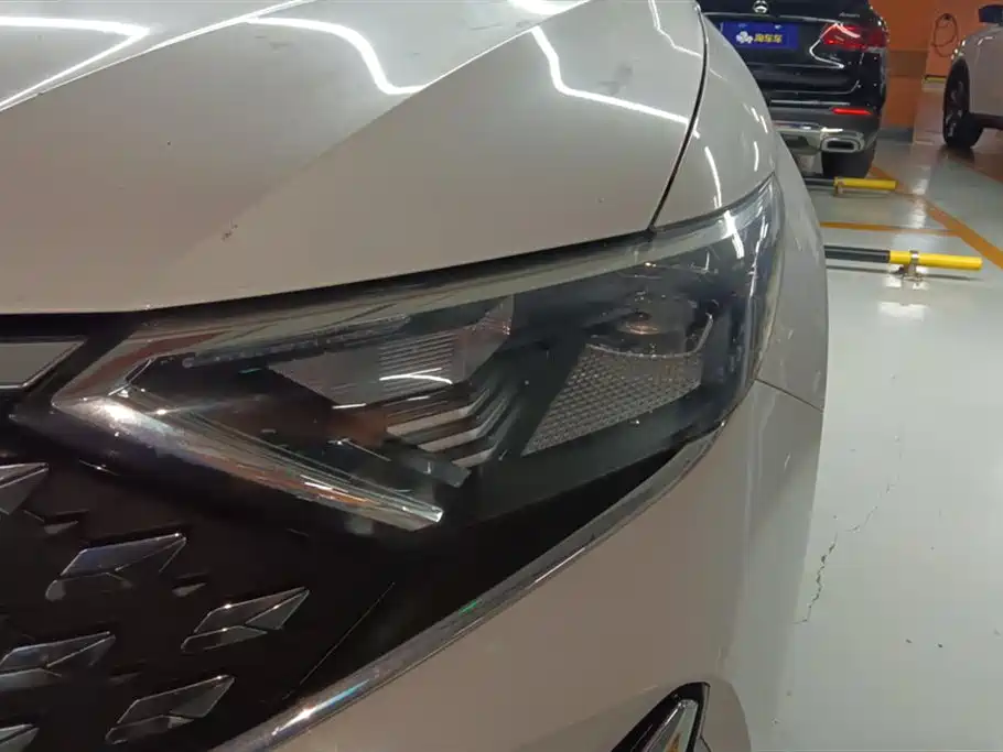 Jetta VS7