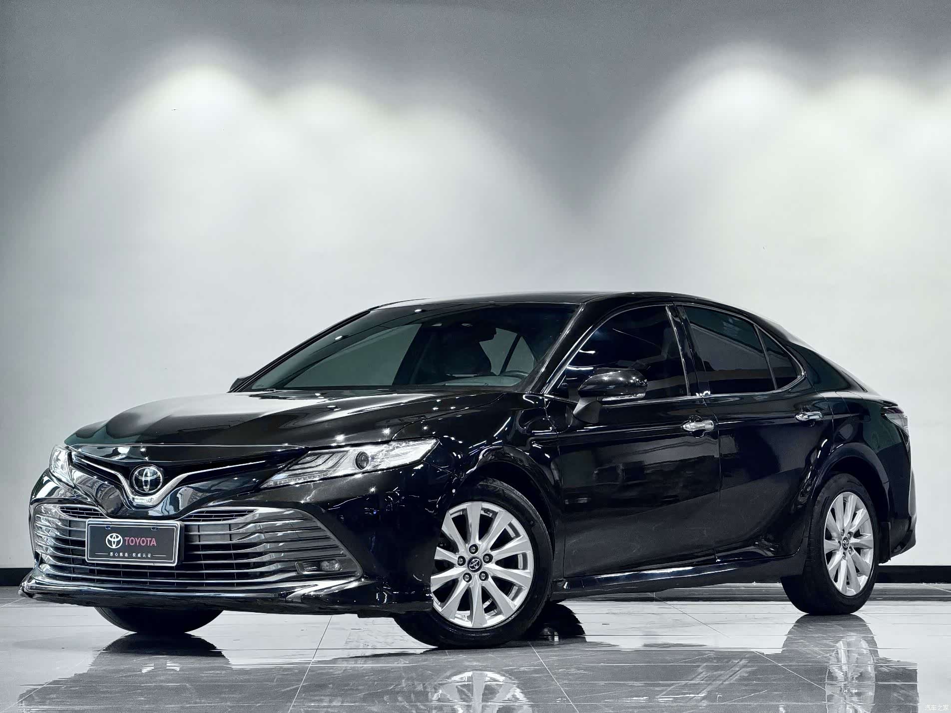 Toyota Camry, 2019 1