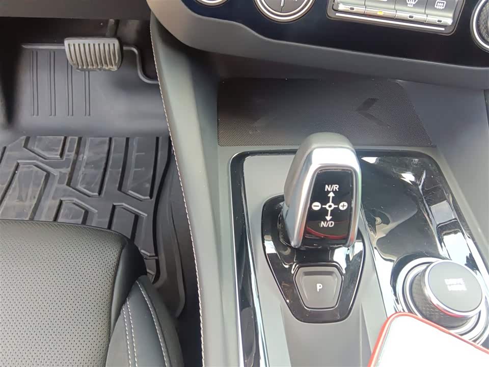 Lynk & Co 02 Hatchback