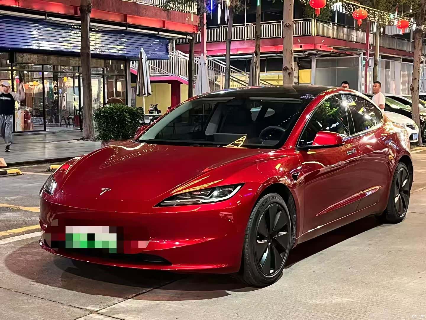 Tesla Model 3, 2024 1