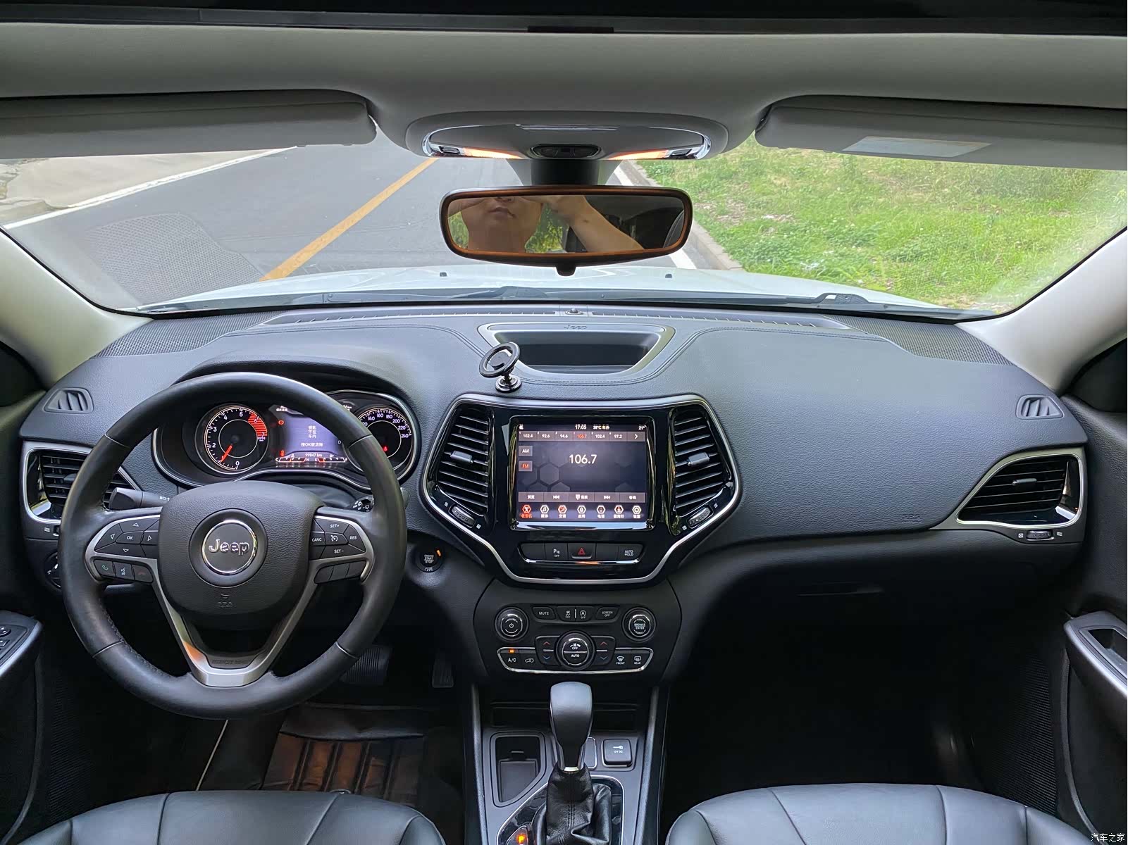 Jeep Cherokee, 2019 17